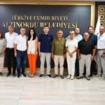 Altinordu belediye baskani tepe belediye meclis uyeleriyle birlikte chpden istifa etti Lxi9nlLR