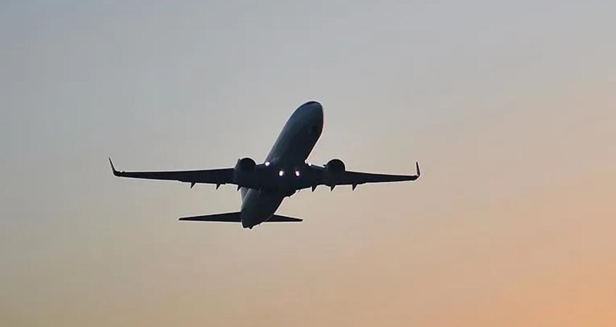 Dünyaca ünlü havayolu şirketi 3 popüler noktaya tüm uçuşları durdurdu
