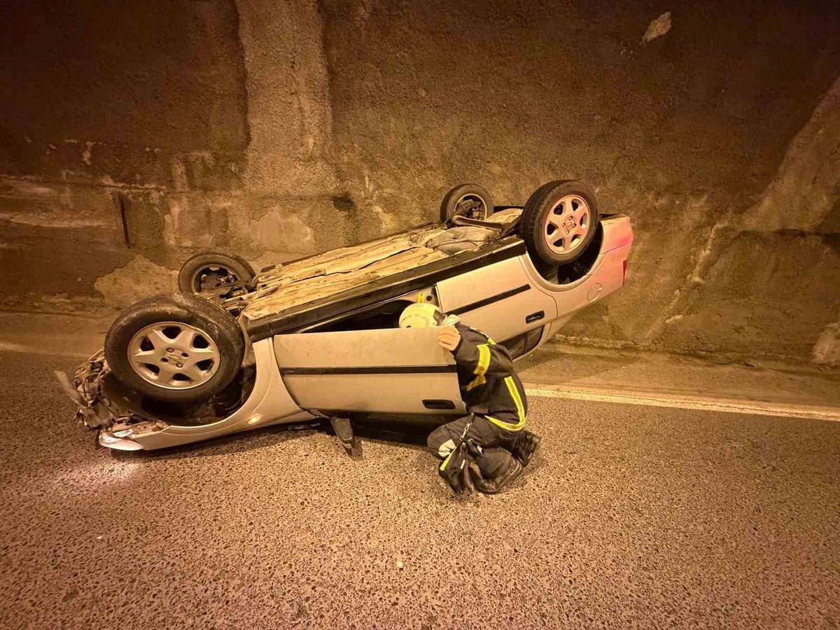 Zonguldak Kozlu’da Değirmenağzı tünellerinde takla atan otomobilin sürücüsü yaralandı